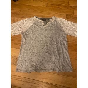 Unzipped men's casual short sleeve cotton blend grey/cream pullover shirt sz lrg